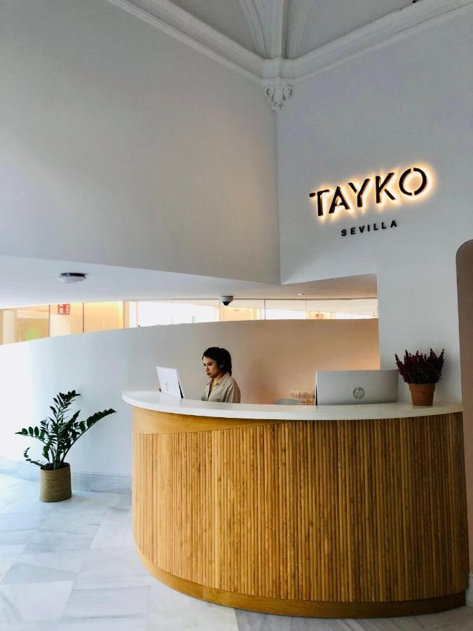Hotel Tayko Sevilla Exterior photo